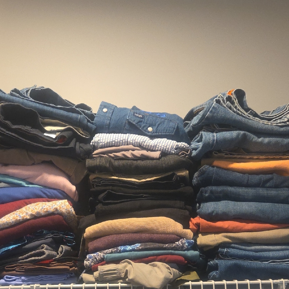 Full Closet / Lot Deal!